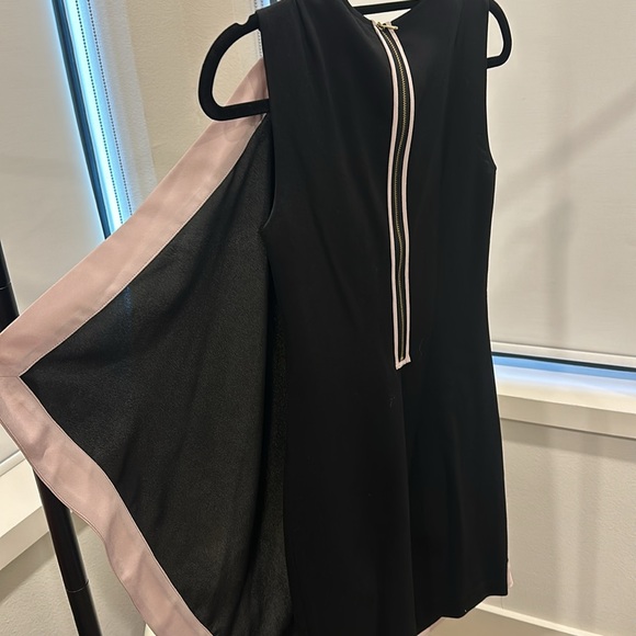 Ted Baker dress • size: 0 • cute “cape” detail on one side + gold buttons - Picture 7 of 7